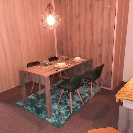 Apartman Artemis Bešeňová Екстериор снимка